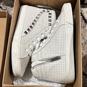 Steve Madden Tracey White High-Top Athletic Shoes